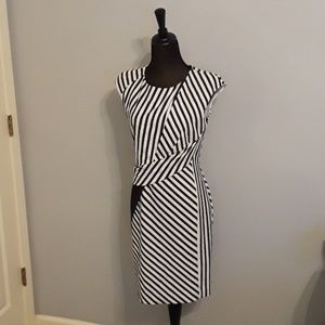 Anivee f. Black and White Dress